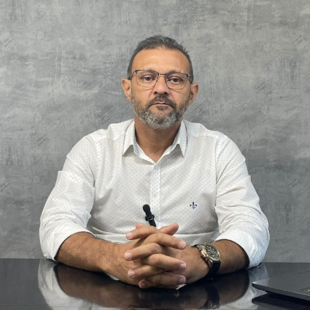 Retrato de Marcos Vinicius dos Santos, autor do Ebook Salão Lucrativo